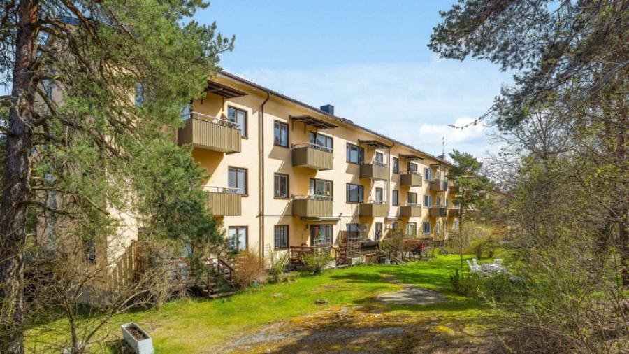 bild på Billingen 6 baksida, exteriör, balkonger